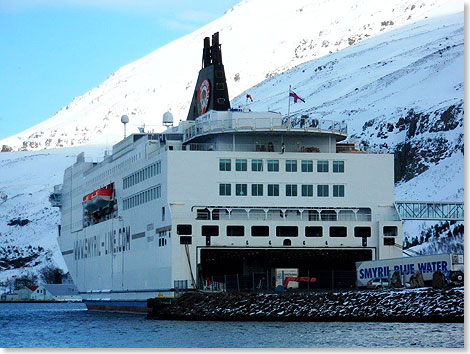 Die NORRNA im Hafen von Seydisfjrdur, einer 700-Einwohner-Stadt im Osten Islands