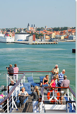  Nach den Stationen Helsinki, Tallinn und Sankt Peters-
            burg steuert die MS ASTOR auf ihrer Ostseekreuzfahrt
die schwedische Insel Gotland an.