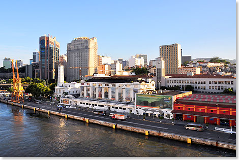 und dreht ab in Richtung Guanabara-Bucht mit Kurs auf Bzios.