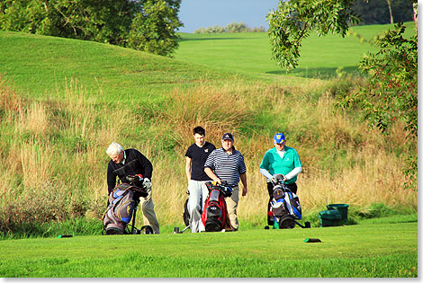 Golfer auf dem Green von Ballinamore.