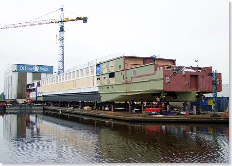 Die EMERALD STAR auf dem Helgen der Scheepswerft de Hoop in Foxhol.