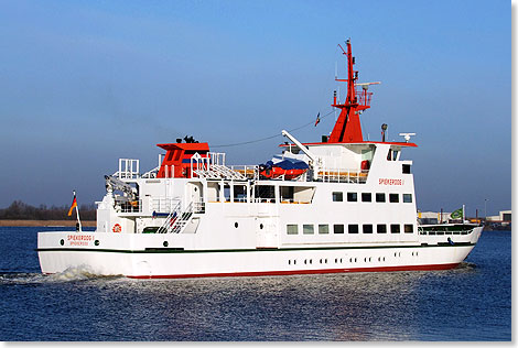 Das Fahrgastschiff SPIEKEROOG I von der ostfriesischen Insel Spiekeroog.