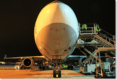 Foto: Dr. Peer Schmidt-Walther, Stralsund Mit diesem Frachter – einer Lufthansa-Cargo-MD-11F flog Autor Dr. Peer Schmidt-Walther in einer Woche um die halbe Welt.