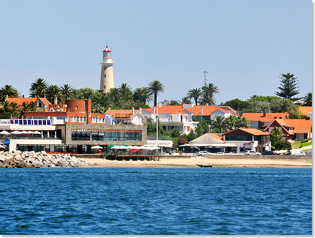  Punta del Este steht an der Sdspitze des Strandes Playa Mansa am Rio de la Plata.