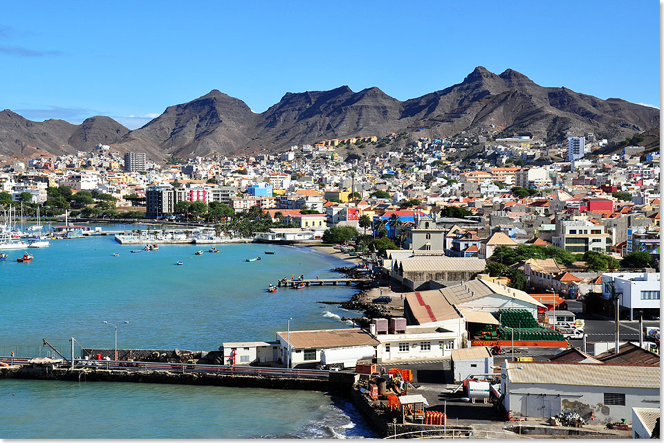 Der Hafen von Mindelo auf der Kapverden-Insel Sao Vicente.