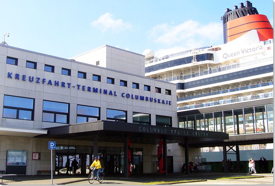 In Bremerhaven erwartet den Kreuzfahrer ein modernes Terminal ...