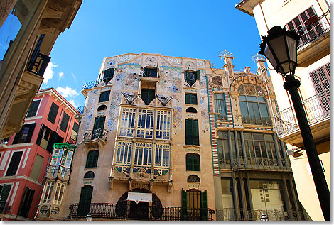 Katalanischer Jugendstil schmckt den Palast Can Rei.