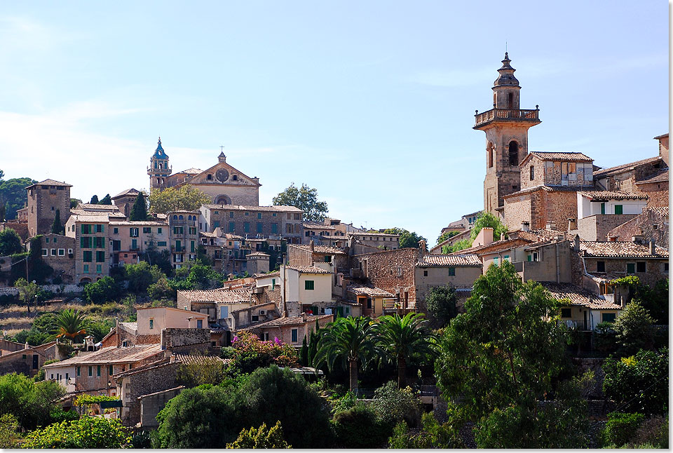  Valldemossa ist bekannt geworden durch das Knstlerpaar George Sand und Frdric Chopin, die 1838/39 in der Kartuserklause berwinterten.