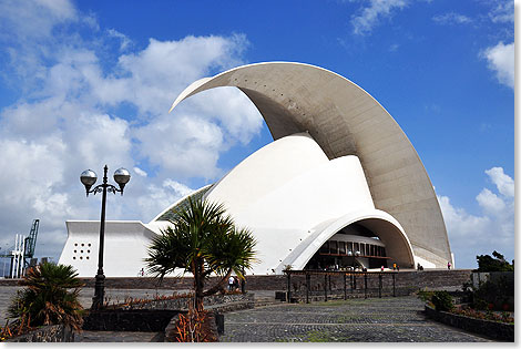 Teneriffa  Das berhmte Auditorio de Tenerife  der Konzertsaal in Santa Cruz de Tenerife.