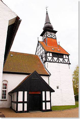 Die Fachwerkkirche von Nex  ein Schmuckstck.