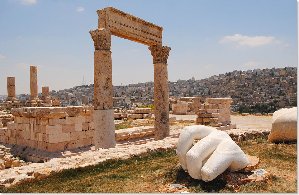 Foto: Carsten Heinke, Leipzig Herkulestempel auf dem Zitadellenhügel in Jordaniens Hauptstadt Amman.