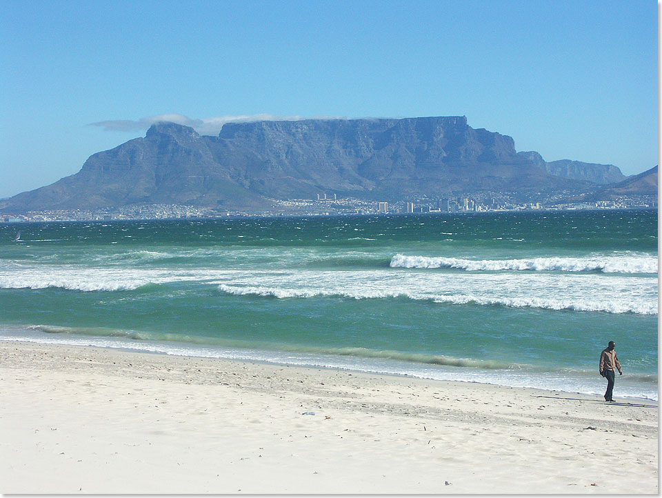 Cape Town  Kapstadt vor dem Tafelberg.