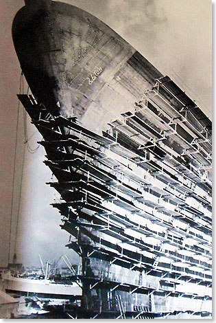 So ist das Schiff von 1956-1959 einmal gebaut worden. Das Foto hing in unserer Kabine.