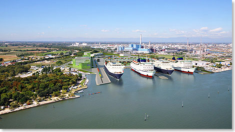 Das neue Fusina-Terminal liegt auf dem Festland, nur wenige Kilometer westlich vom alten Terminal Porto Marghera entfernt.