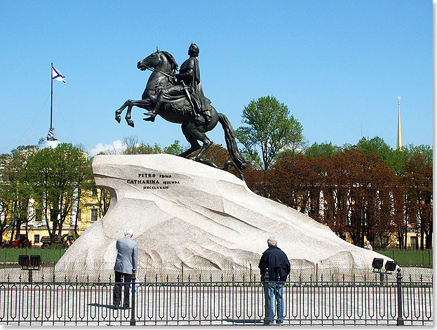 Der eherne Reiter bezeichnet das 1782 errichtete bronzene Reiterstandbild des Zaren Peter der Groe auf dem Sankt Petersburger Senatsplatz.