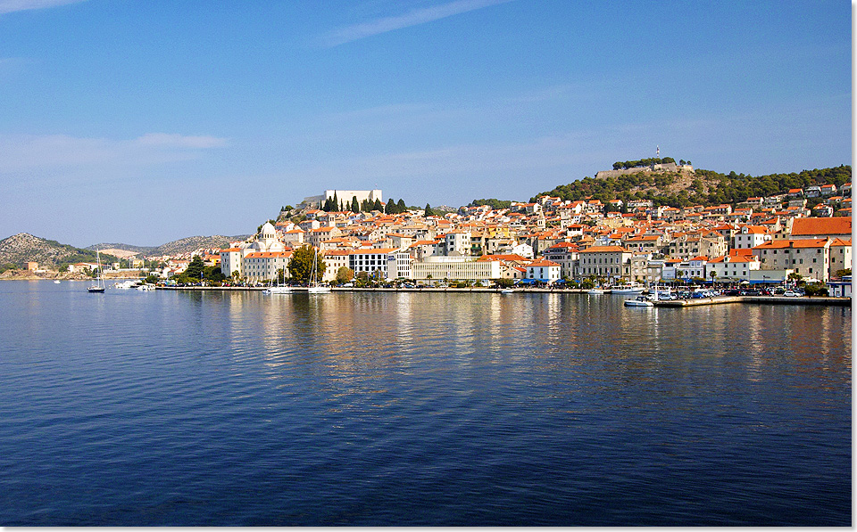 Foto: Egon Giebe, SeereisenMagazin Panorama der Altsadt von Sibenik, Dalmatien