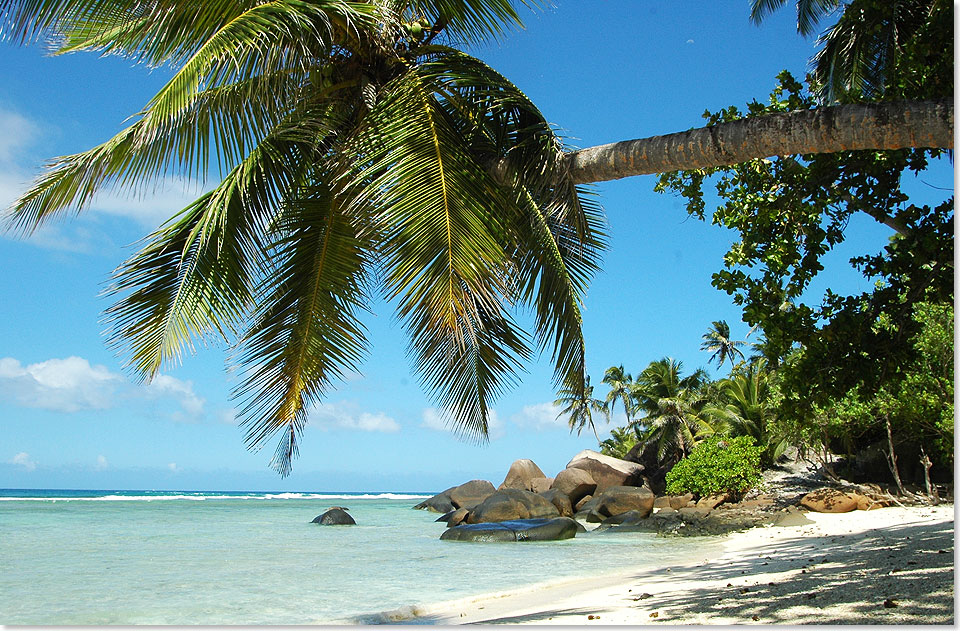  Traumstrand des Hilton Seychelles Labriz auf der Insel Silhouette.