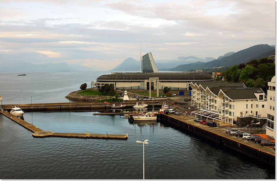 Der Midfjorden vor Molde muss bei besserem Wetter wunderschn sein. Leider sehen die AMADEA-Gste nicht viel von dieser Naturschnheit.