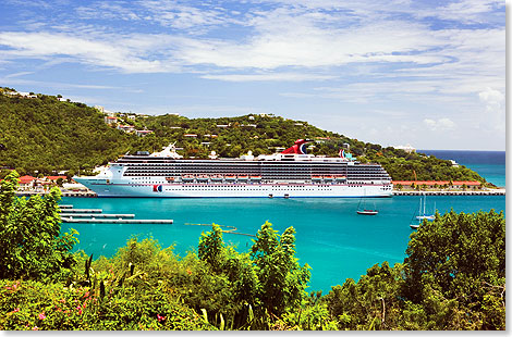 Die CARNIVAL LEGEND in der Karibik.