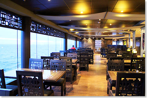 Um 7 Uhr am Morgen ist das Bora Bora Selbstbedienungsrestaurant auf Deck 14 noch fast leer.