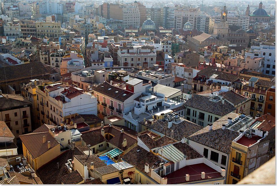 Blick ber die Altstadt von Valencia von oben.