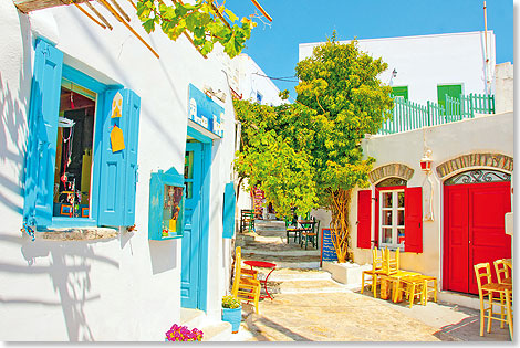 Farbenfroh gestaltete Huser auf der Kykladen-Insel Amorgos in der gis.