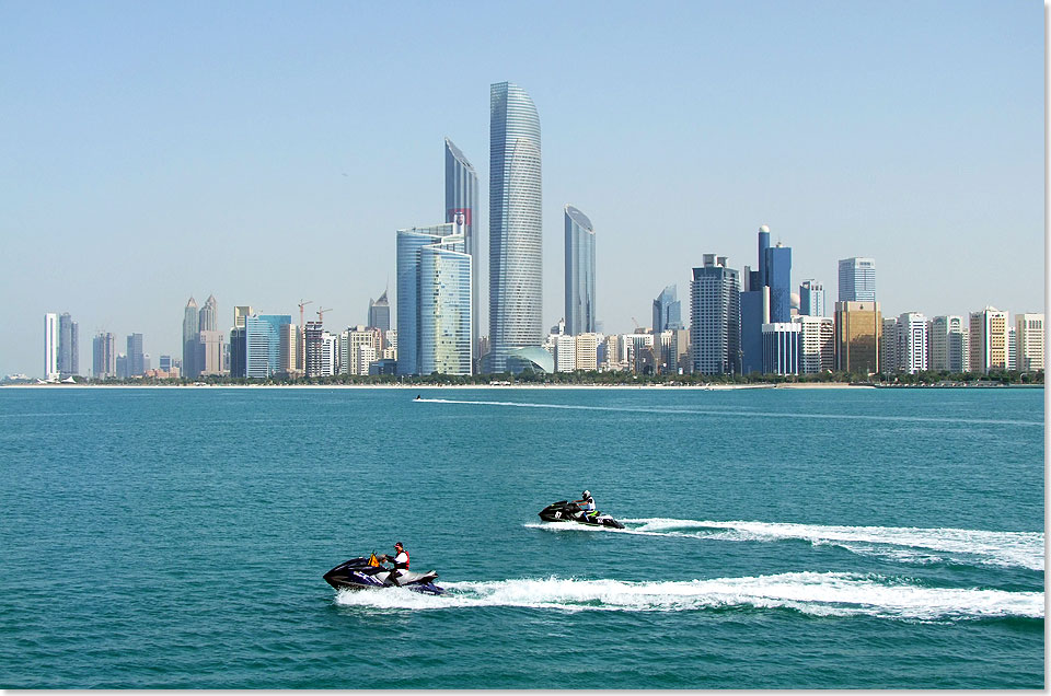 Blick auf die Skyline von Abu Dhabi.