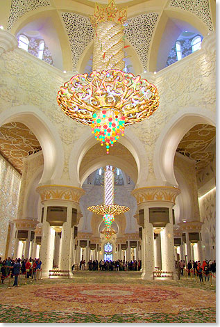 Sie ist die drittgrte Moschee der Welt.