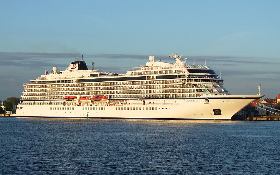  Die VIKING STAR liegt am 22. Mai 2015 in Warnemnde.