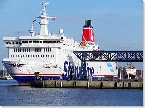 Die aufgelegte Stena-Fhre TRELLEBORG noch im Rostocker Stadthafen; inzwischen liegt sie in Uddevalla auf.
