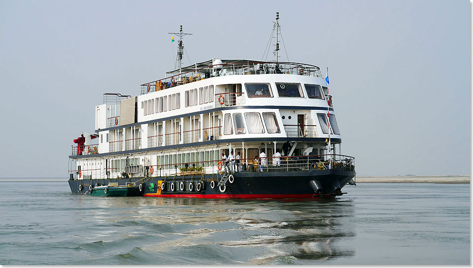 M.V. MAHABAAHU auf dem Brahmaputra.