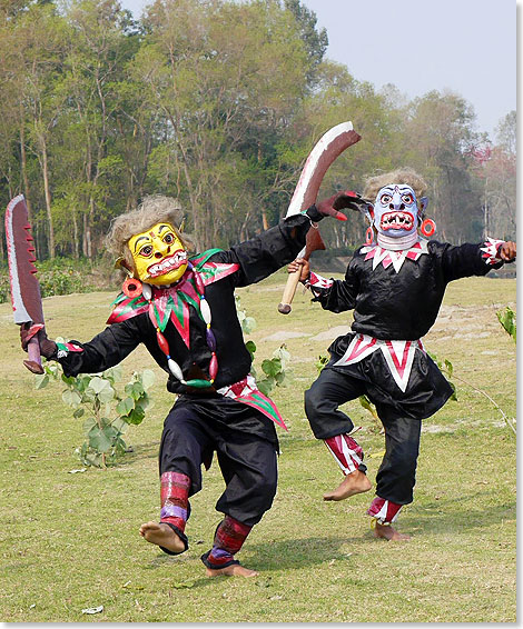 Tanz der Majuli  Messertanz.