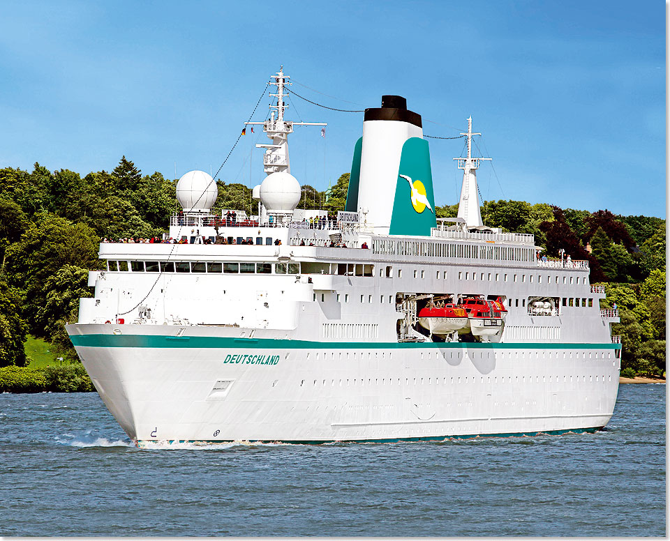 Die DEUTSCHLAND mit treuer Fangemeinde passt wunderbar in das Phoenix-Hochsee-Portfolio, bestehend aus MS AMADEA, MS ARTANIA und MS ALBATROS. 