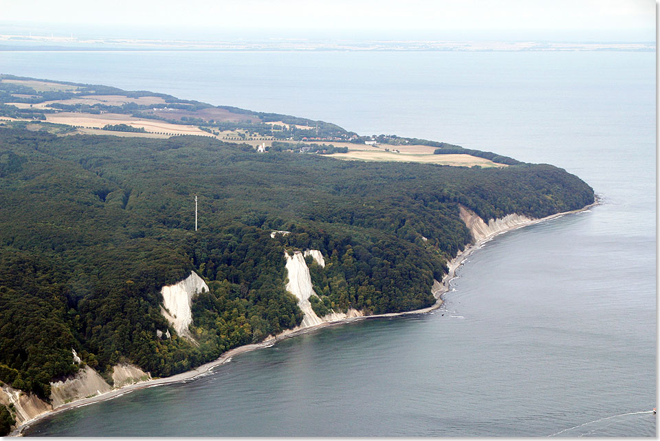 Die Kreidekste der Rgenschen Stubbenkammer mit dem Nationalpark Knigsstuhl.