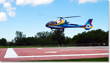 Ein Helikopter-Flug ber die Niagara Flle ist ein erhebendes Erlebnis in jeder Hinsicht und vermittelt eine vllig neue Perspektive des Naturwunders.