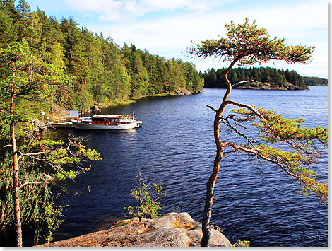 Der idyllische Naturliegeplatz von Linnavuori, einer Insel im Saimaa-See in Südfinnland.