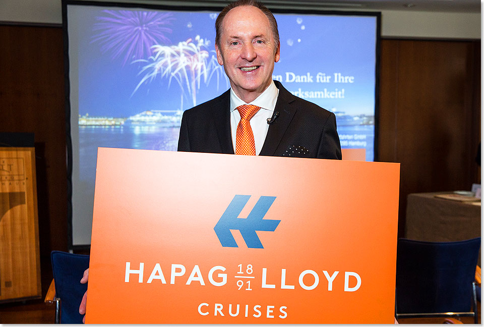 Karl J. Pojer, Vorsitzender der Geschftsfhrung mit dem neuen Hapag-Lloyd-Cruises-Logo.