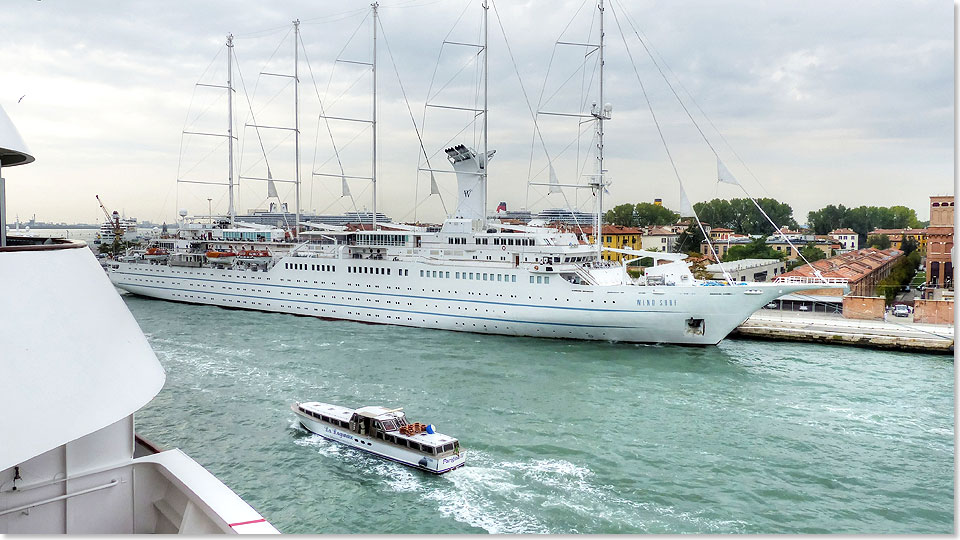 Fisch oder Fleisch? Segler oder Motorcruiser? Was auch immer: Die WIND SURF gehrt zu den grten Clippern der Welt. In Venedig hat sie freilich noch niemand unter Segeln gesehen.