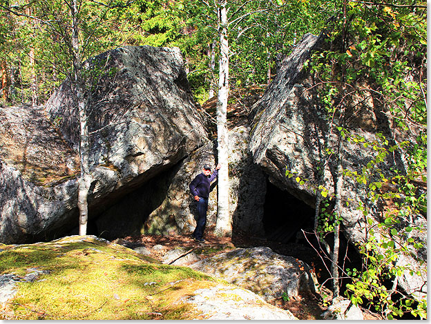 Gewaltige Granitbrocken schützen die Festung Linnavuori. 