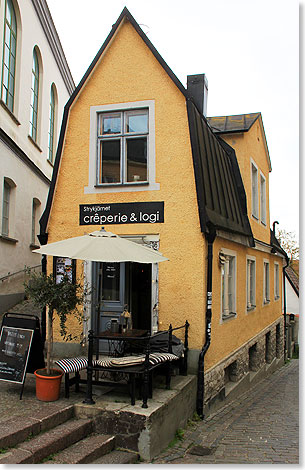 Das schmalste Haus von Visby an einer Straenecke.
