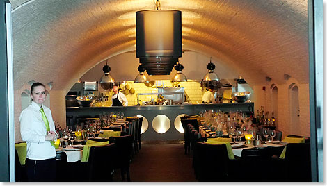 Das innerhalb der Festungsanlagen befindliche Gewlbe-Restaurant Aquavite  ist ein Tipp fr ein kulinarisches Vergngen.