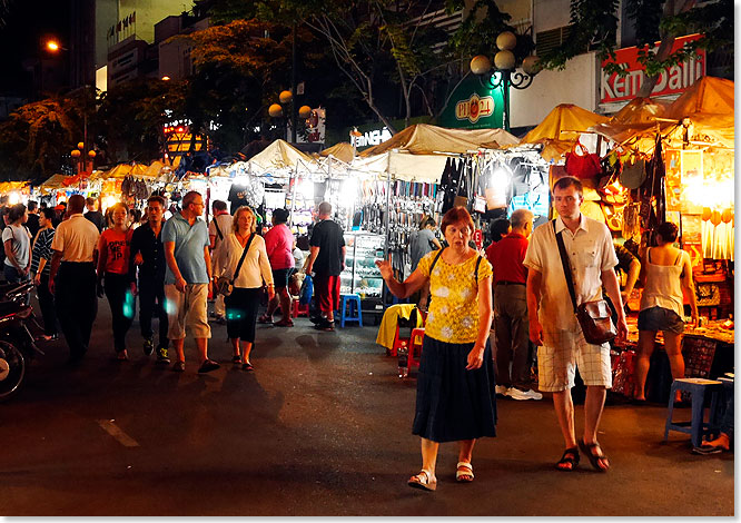 Auch der Nachtmarkt neben dem Ben Than Markt ist beliebt und sehenswert.