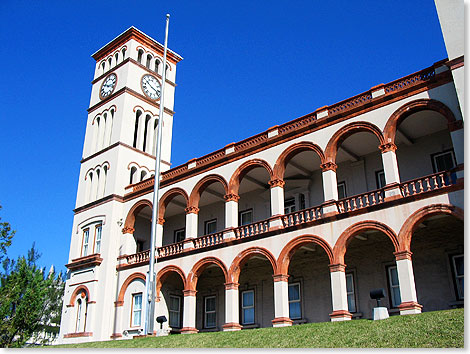 Das Sessions House in Hamilton ist der Sitz des Parlaments der Insel.