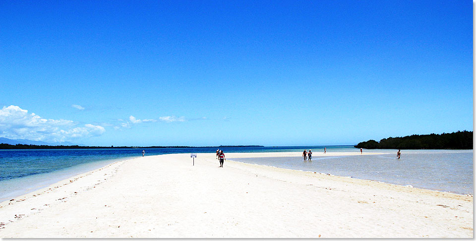 Puerto Princesa, Philippinen  Strand, wie man ihn sich vorstellt.