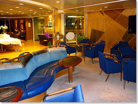 Auch die Saga Fjord Lounge ist ein schner Platz, um bei einem Tee oder Kaffee die Reise zu genieen oder den Tag ausklingen zu lassen. 