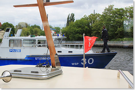 Das Wasserschutzpolizei-Boot STURMMWE.