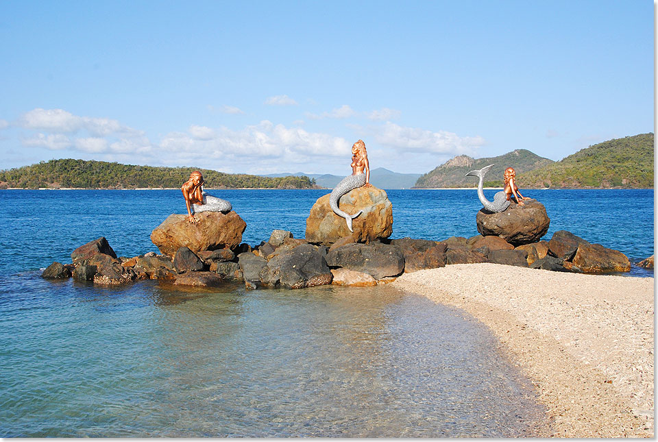 Die drei Nixen von Daydream Island. Die nur einen Kilometer mal 400 Meter groe Insel zwischen Airlie Beach und Whitsunday ist ein beliebter Rastplatz fr Segler.