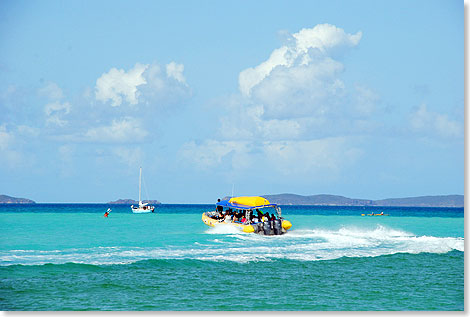  und anderen Zielen der Whitsunday-Gruppe der preisgekrnte Anbieter Ocean Rafting in Airlie Beach. 