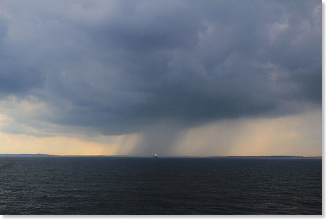 Eine Regenfront liegt ber Kiel.