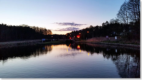 bernachtung vor der abendlichen Schleuse Schorfheide.